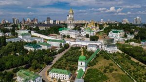 Papa Francisc cere „respectarea” lăcașurilor de cult din Ucraina. Mănăstirea Lavra Pecerska din Kiev are ordin de evacuare