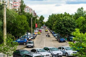 Un oficial Skoda spune că marca auto ar fi nevoită să închidă o uzină din Cehia și să renunța la mai multe modele dacă va fi adoptată cea mai strictă variantă propusă pentru normele Euro 7 Un oficial Skoda spune că marca auto ar fi nevoită să închidă o uzină din Cehia și să renunța la mai multe modele dacă va fi adoptată cea mai strictă variantă propusă pentru normele Euro 7