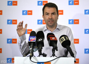 Iulian Bulai: USR e pregătit să intre la guvernare cu PNL, dar cu Drulă premier