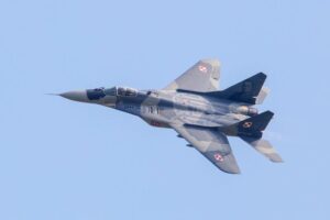 Ucrainei a primit primul dintre avioanele de luptă MiG-29 pe care le-a promis Slovacia Kievului