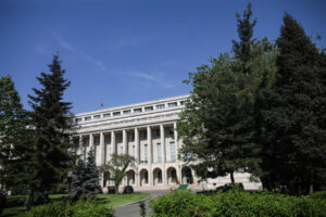 Şedinţă de Guvern: ajutor de stat Complexului Energetic Oltenia S.A pentru cheltuielile cu certificatele de emisii de gaze