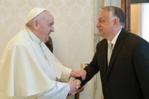 Papa Francisc va efectua o vizită de trei zile în Ungaria. Care sunt temele pe care le va aborda
