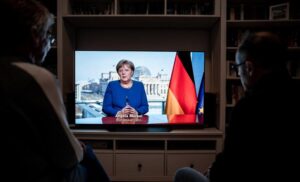 Președintele federal a decorat-o pe Angela Merkel cu o distincție care au mai primit-o doar doi foști cancelari ai Germaniei