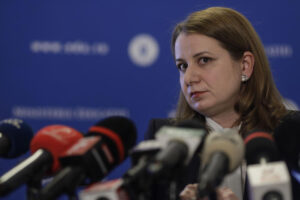 Comisia pentru învăţământ a Camerei Deputaţilor a suspendat şedinţa/ Primul blocaj - definirea diversității prin religie