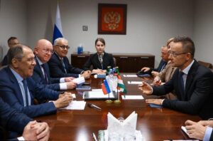 image-2022-10-13-25844145-41-peter-szijjarto-alaturi-omologul-sau-rus-serghei-lavrov