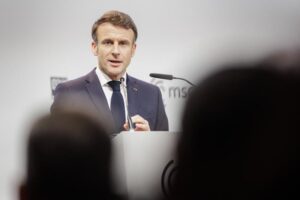 Președintele Emmanul Macron vrea să impulsioneze reindustrializarea Franței / Care este strategia președintelui francez Președintele Emmanul Macron vrea să impulsioneze reindustrializarea Franței / Care este strategia președintelui francez