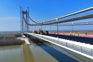 Volumul lucrărilor de construcţii a crescut în primele 3 luni cu 12,7%, arată datele transmise de INS