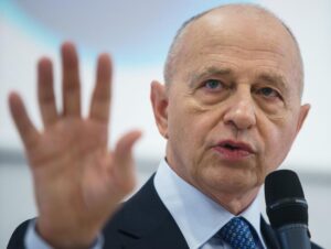 Reacția lui Mircea Geoană după ce cumnatul său, condamnat la șase ani de închisoare, a fost dat în urmărire image-2023-04-17-26210840-41-mircea-geoana