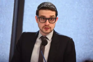 Fiul lui Soros transformat în inamicul public numărul unu de Viktor Orban Fiul lui Soros transformat în inamicul public numărul unu de Viktor Orban