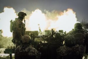 Război în Ucraina, ziua 509: Circulația a fost oprită pe podul Crimeea din cauza unei situații „de urgență" / Luptele din estul Ucrainei „s-au intensificat oarecum"