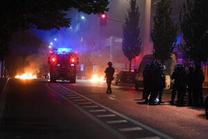 image-2023-07-1-26369669-41-patra-noapte-proteste-violente-paris