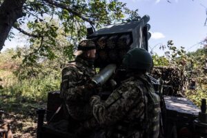 Război în Ucraina, ziua 504: Rusia a lansat un val de atacuri cu drone kamikaze asupra Kievului /Zelenski va participa la Vilinius, la sesiunea inaugurală a Consiliului NATO-Ucraina