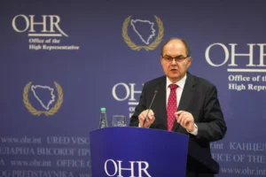 image-2023-07-2-26370902-41-christian-schmidt