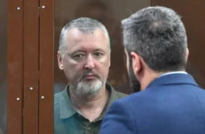 image-2023-07-21-26412801-41-igor-ghirkin-retinut-pentru-apel-extremism-adus-fata-tribunalului