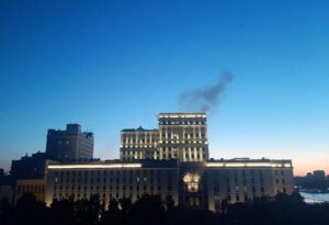 Război în Ucraina, ziua 516: Rusia încearcă să crească producția de orice arme/ Polițiștii de frontieră ucraineni au distrus o dronă kamikaze inamică plină cu explozibili