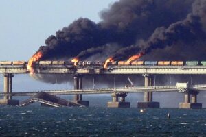 Rusia bombardează infrastructura portuară pentru a distruge economia Ucrainei și pentru a  provoca o foamete globală