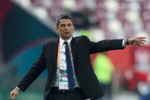 image-2021-08-12-24973149-41-razvan-lucescu