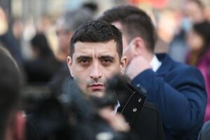 Ministrul israelian de Externe face presiuni pentru schimbarea politicii Israelului față de partidul AUR din România Ministrul israelian de Externe face presiuni pentru schimbarea politicii Israelului față de partidul AUR din România