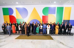 Grupul statelor emergente BRICS ar trebui să accepte noi membri, cu condiția să nu devină un „turn Babel”