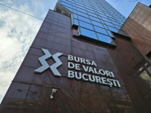Bursa de la București intră pe roșu. Dobânzile mai ridicate s-ar putea prelungi pentru mai mult timp