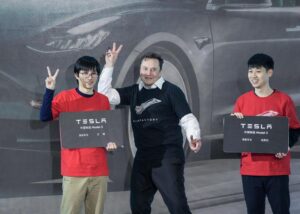 Elon Musk este criticat dur după ce a comparat Taiwanul cu insulele Hawaii Elon Musk este criticat dur după ce a comparat Taiwanul cu insulele Hawaii