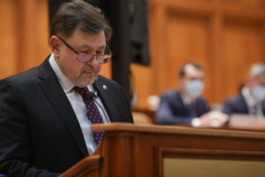 Moţiunea simplă împotriva ministrului Sănătăţii, Alexandru Rafila, respinsă de Camera Deputaţilor image-2023-09-18-26542855-41-rafila-parlament