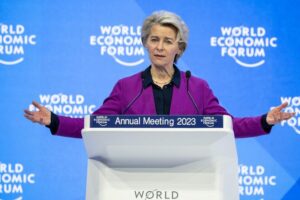 Ursula von der Leyen a pledat pentru acorduri cu ţările de tranzit şi de origine privind reglementarea imigraţiei ilegale