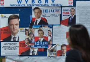 image-2023-08-8-26449483-41-afise-electorale-polonia