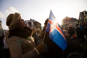 Femeile din Islanda au declanşat o grevă de 24 de ore din cauza inegalităţii de gen