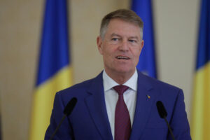 Sondaj INSCOP - Klaus Iohannis este politicianul cu cea mai mare notorietate în rândul românilor, urmat de Gabriela Firea și Diana Şoşoacă