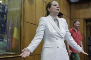 image-2023-06-12-26328069-41-ministrul-educatiei-ligia-deca