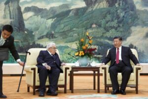 image-2023-07-20-26409248-41-henry-kissinger-alaturi-jinping-timpul-unei-vizite-china-din-2019