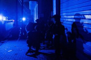 Război în Israel: Luptele se concentrează în zona spitalului Al-Shifa/Joe Biden are o „ușoară speranță” că se va ajunge la un acord pentru eliberarea ostaticilor Război în Israel: Luptele se concentrează în zona spitalului Al-Shifa/Joe Biden are o „ușoară speranță” că se va ajunge la un acord pentru eliberarea ostaticilor