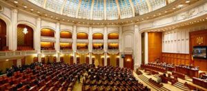 România ar putea oferi compensații persoanelor care au trăit ororile orfelinatelor comuniste - proiect USR image-2012-08-22-13073853-41-parlamentul-romaniei