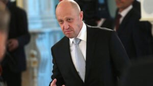 Procurorii francezi au deschis o anchetă privind presupusa ”spălare de bani agravată” legată de transferurile efectuate de o firmă de brokeraj cipriotă Procurorii francezi au deschis o anchetă privind presupusa ”spălare de bani agravată” legată de transferurile efectuate de o firmă de brokeraj cipriotă