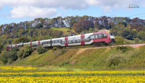 A fost semnat contractul de achiziție pentru 20 de trenuri electrice de lung parcurs de la compania poloneză PESA