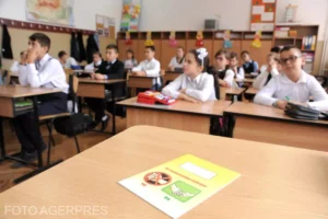 image-2018-03-20-22351970-41-elevi-scoala