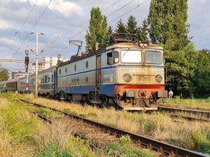 De luni nu vor mai exista trenuri directe între Cluj și Oradea pentru cel puțin doi ani De luni nu vor mai exista trenuri directe între Cluj și Oradea pentru cel puțin doi ani