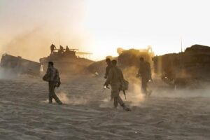 Cântărețul israelian Idan Amedi, care a jucat și în cunoscutul serial „Fauda” a fost rănit grav în Fâșia Gaza Cântărețul israelian Idan Amedi, care a jucat și în cunoscutul serial „Fauda” a fost rănit grav în Fâșia Gaza