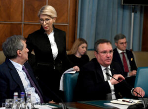 image-2024-01-13-26820736-41-raluca-turcan-nicolae-ciuca-palatul-victoria