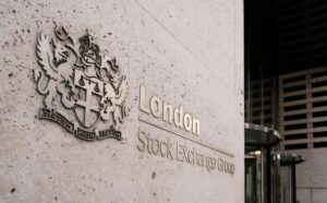 Şase membri ai grupului Palestine Action, bănuiţi că au vrut să perturbe luni Bursa de la Londra