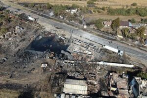 96366ACE-5076-4EF6-8923-E5A28293059C