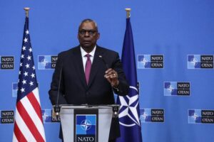 Lloyd Austin, șeful Pentagonului, a ajuns în mod urgent internat în spital