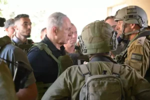 Benjamin Netanyahu spune că Israelul îşi va păstra controlul militar asupra tuturor teritoriilor palestiniene Benjamin Netanyahu spune că Israelul îşi va păstra controlul militar asupra tuturor teritoriilor palestiniene