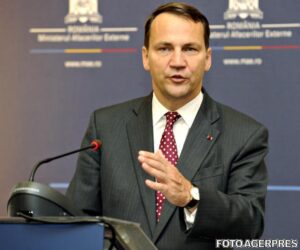 image-2014-10-21-18347835-41-radoslaw-sikorski
