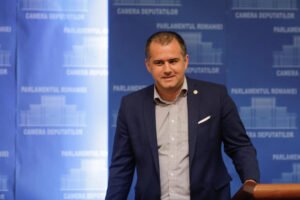 Primarul Bacăului, Lucian Viziteu, suspect în dosarul deschis de DNA Bacău