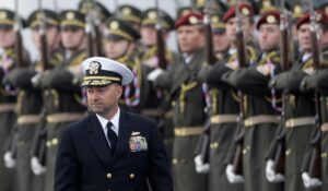NATO ar trebui să recruteze membri noi din zona Asia-Pacific