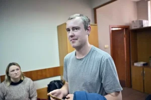 Un rus a fost condamnat la cinci ani de muncă forțată după ce a vorbit cu presa despre războiul din Ucraina