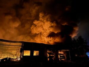 La Odesa a avut loc o nouă explozie: orașul a fost atacat de rachete balistice, iar un incendiu puternic a izbucnit în punctul de impact