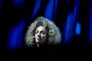 O cunoscută activistă iraniană exprimă bucurie la vestea morții lui Ebrahim Raisi, numindu-l „măcelarul din Teheran”